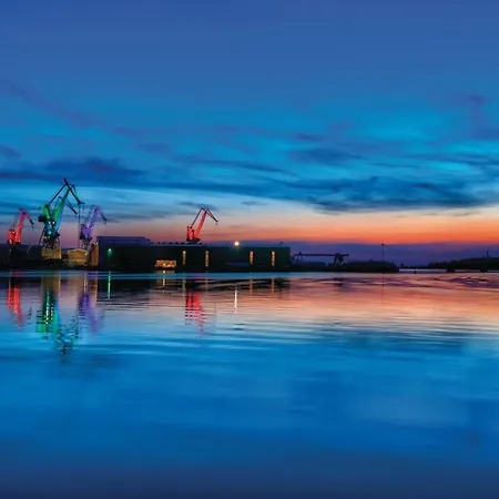 Front In With Wifi * Pula