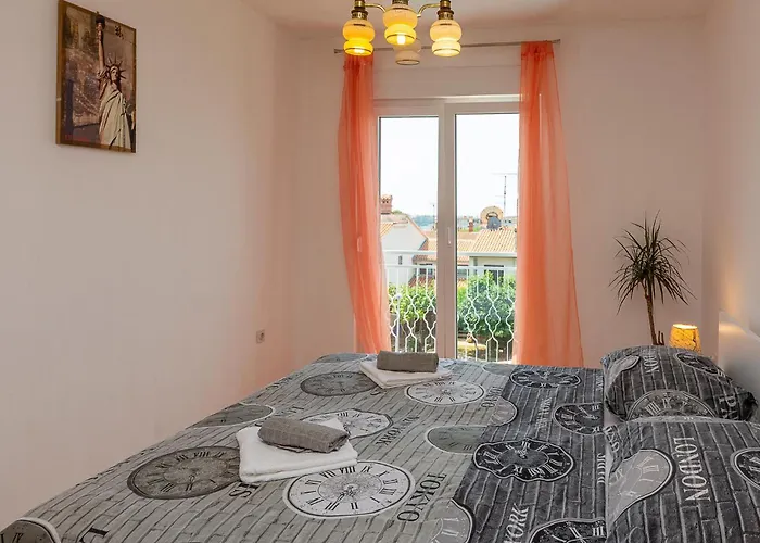 Front In With Wifi Apartament