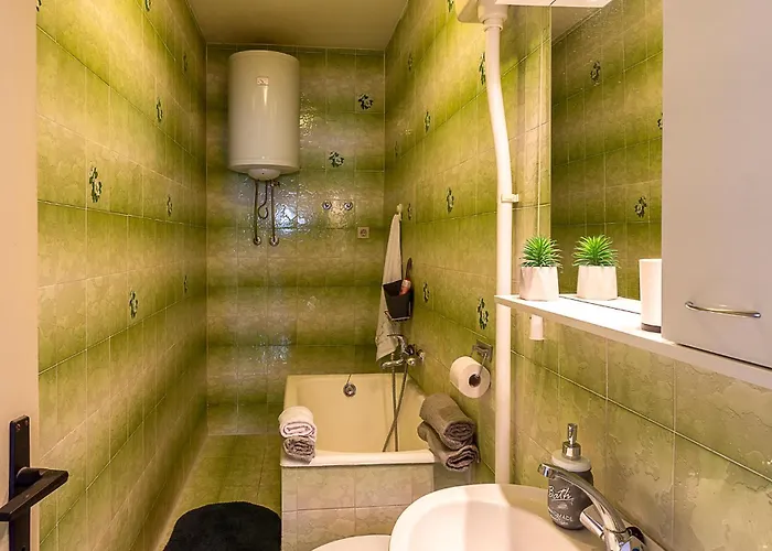 Front In With Wifi Pula