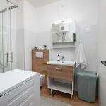 Awesome In With Wifi Apartment