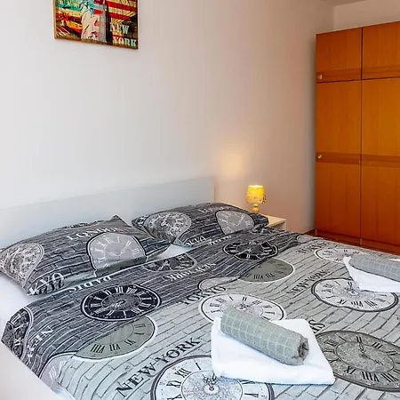 Front In With Wifi Appartement